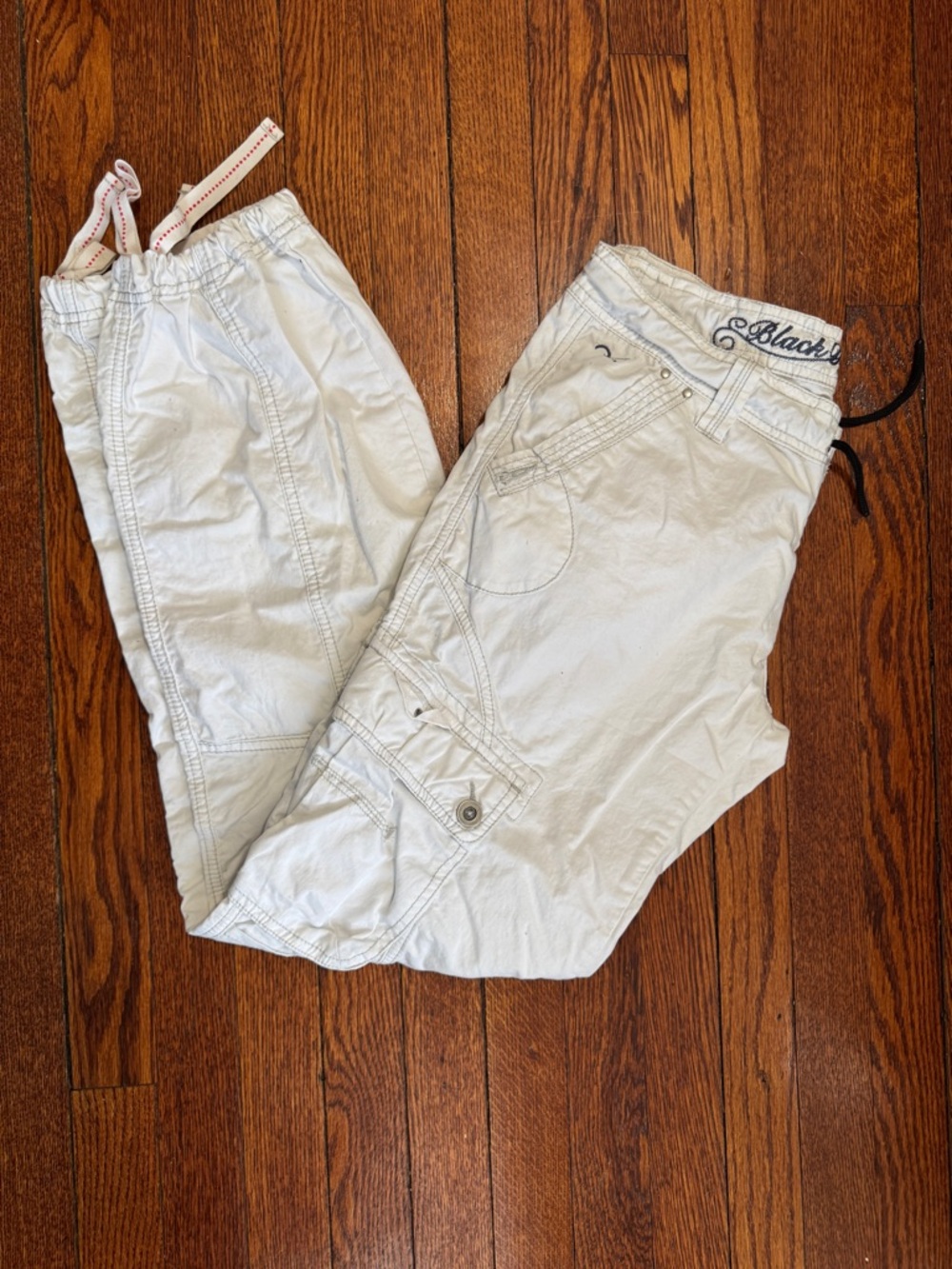 Black Rivet White Straight-Leg Low-Rise Cargo Pants